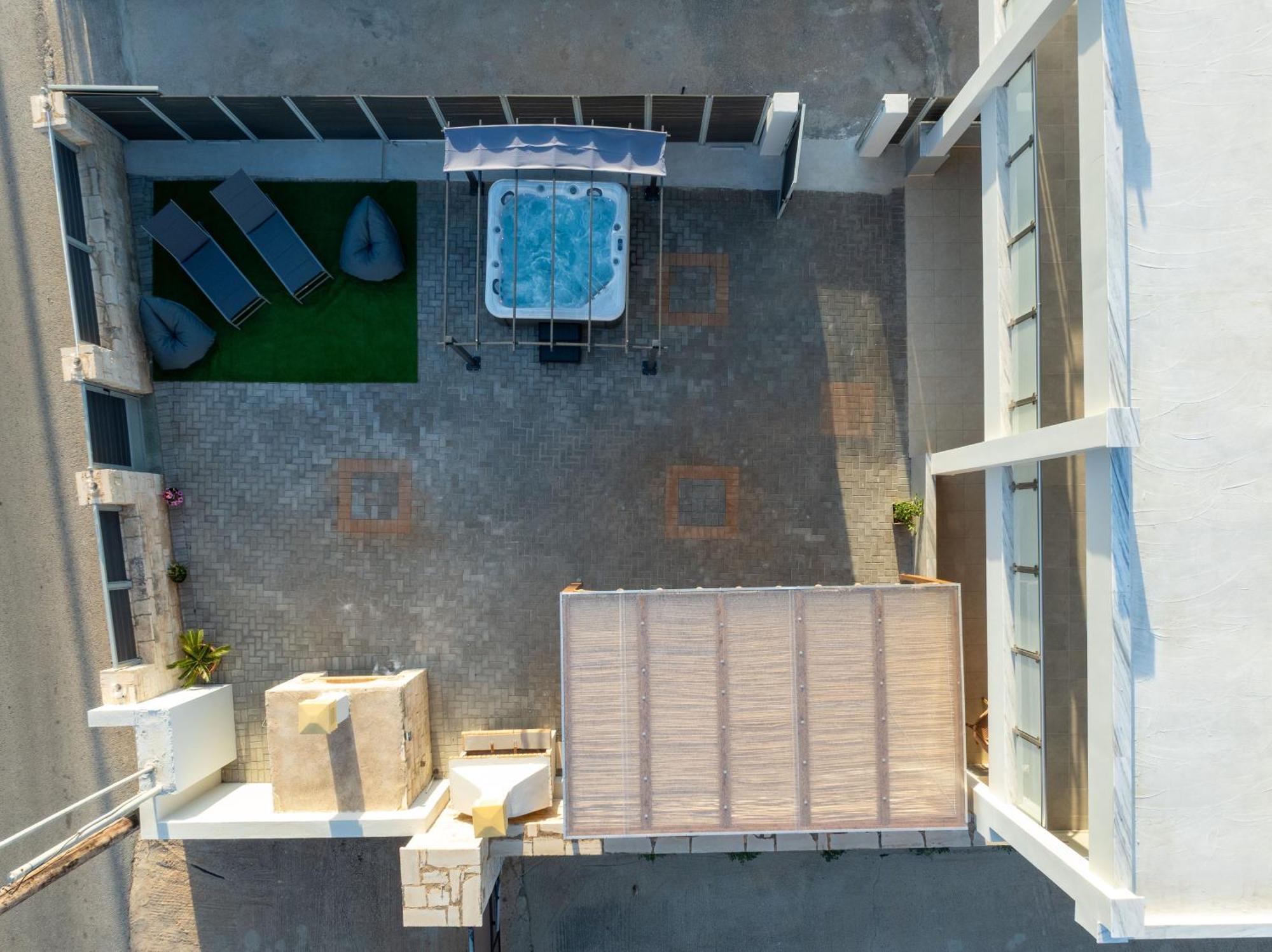 Md Near The W Bbq And Private Parking * Hersonissos (Crete)